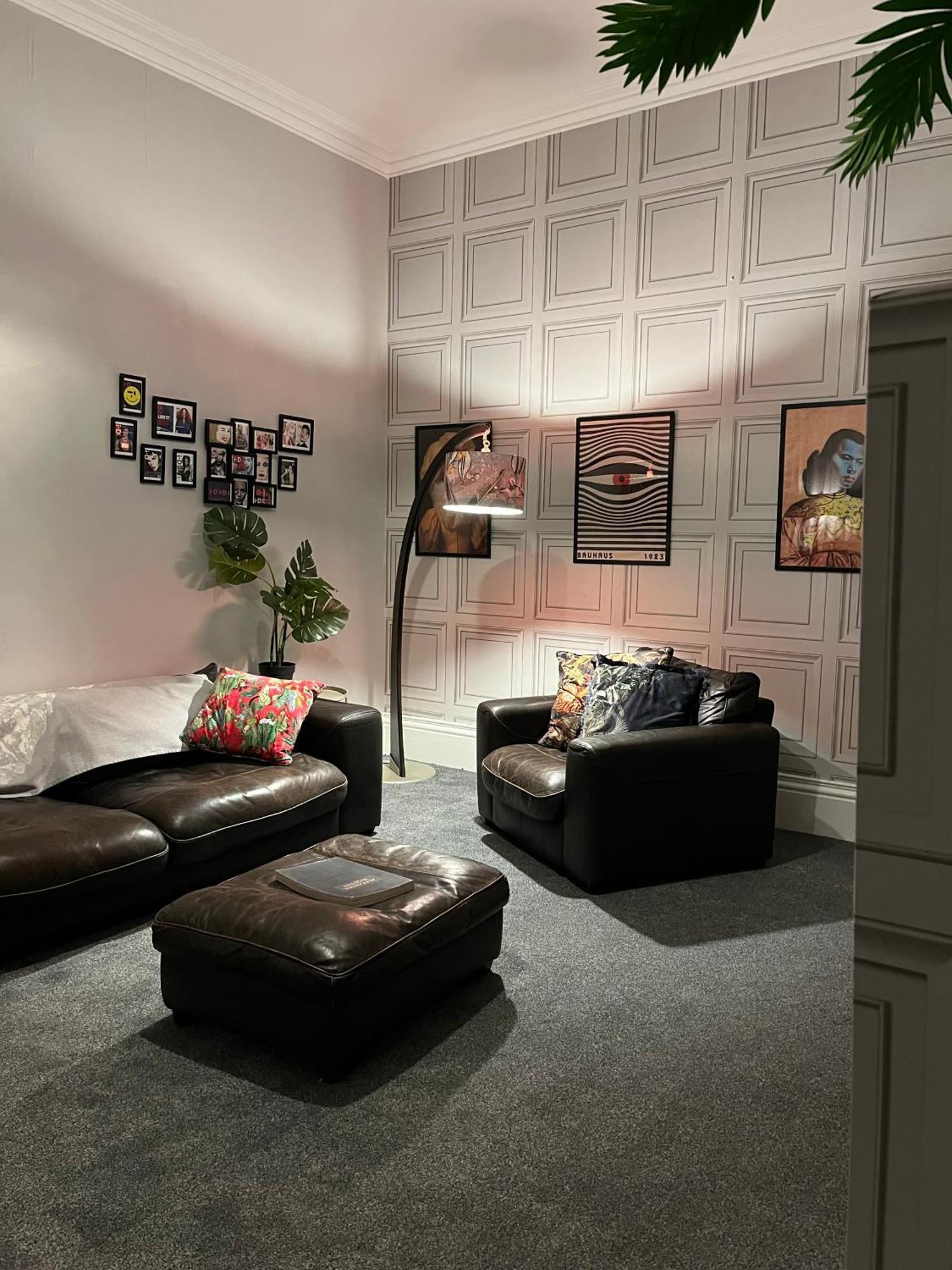 Large Mach Apartment At Pen Y Coed Hall Dolgellau Exteriér fotografie